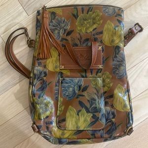 Brand new Patricia Nash satchel. Purchased for my sister. It was not her style.